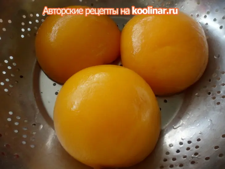 Творожно-песочный пирог с персиками: шаг 3