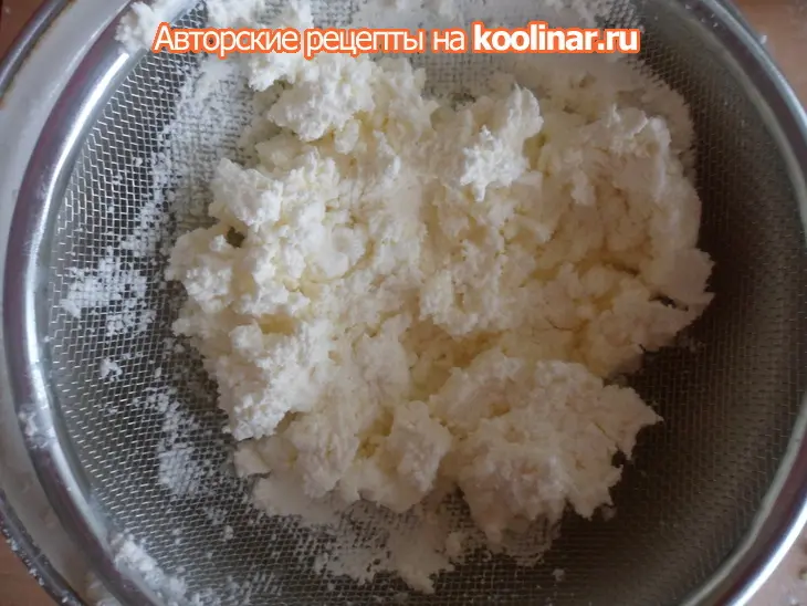 Творожно-песочный пирог с персиками: шаг 4