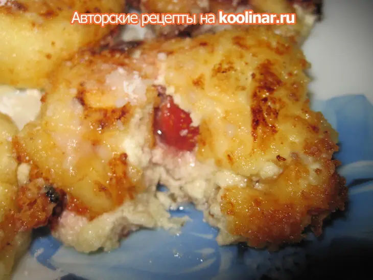 Сырники с клубникой.: шаг 5