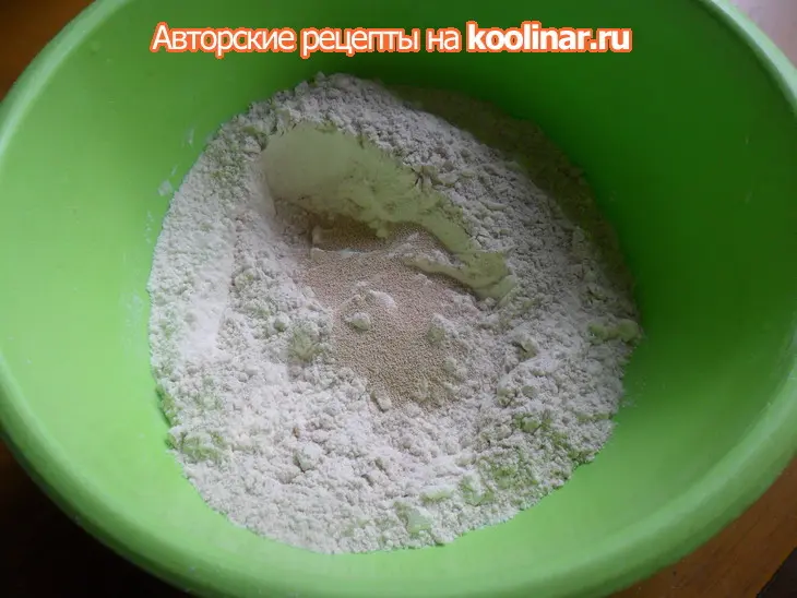 Лепёшки пиде: шаг 1