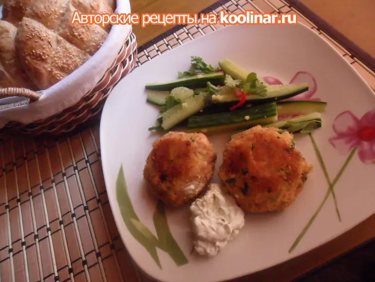 Котлеты из лосося с кремом васаби и салатом из огурцов: шаг 11