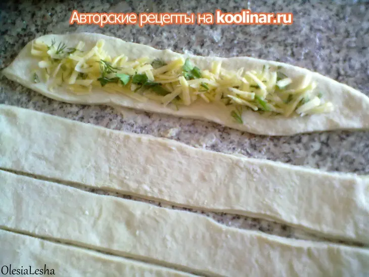 Хрустящие лепешки "по спирали" с сыром...универсальный и простой рецепт))): шаг 8
