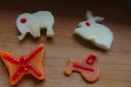 Овсяная каша с черносливом, морковью и яблоками "кушаю и развиваюсь!": шаг 8