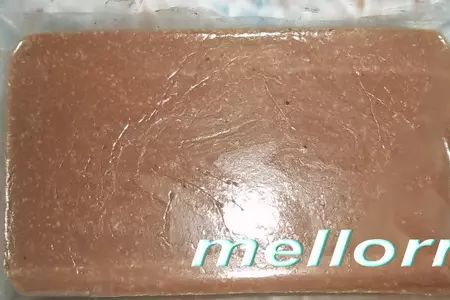 Желе из топленого молока с кусочками шоколадного желе: шаг 2