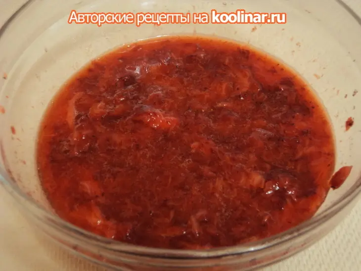 Рисовая каша с клубничным соусом.: шаг 2