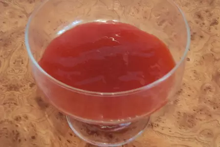 Рисовая каша с клубничным соусом.: шаг 4