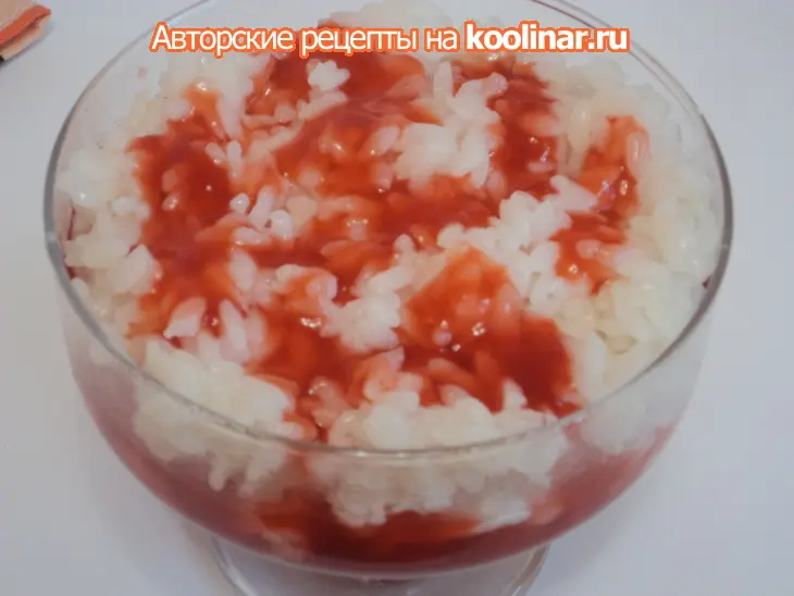 Рисовая каша с клубничным соусом.: шаг 5