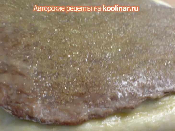 Сдобные слоистые полосатые рогалики: шаг 4