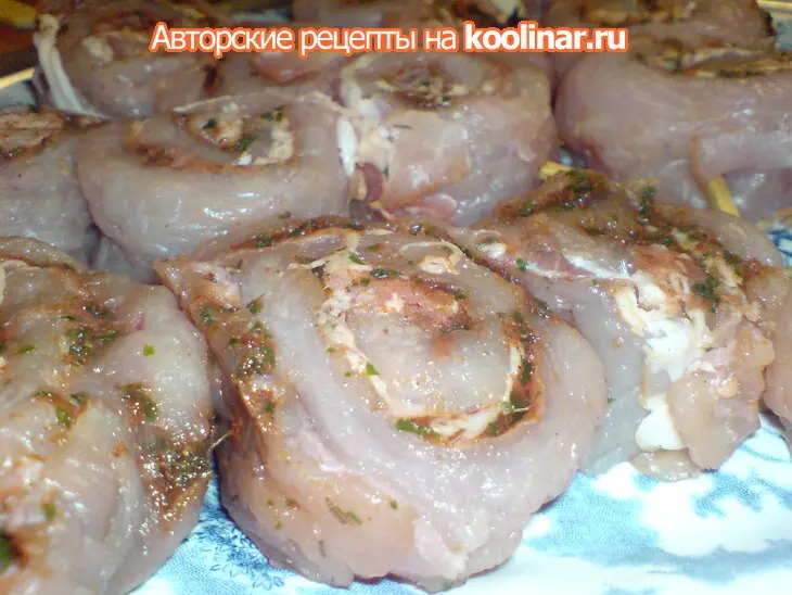 Шашлычки-рулетики из мяса индейки: шаг 6