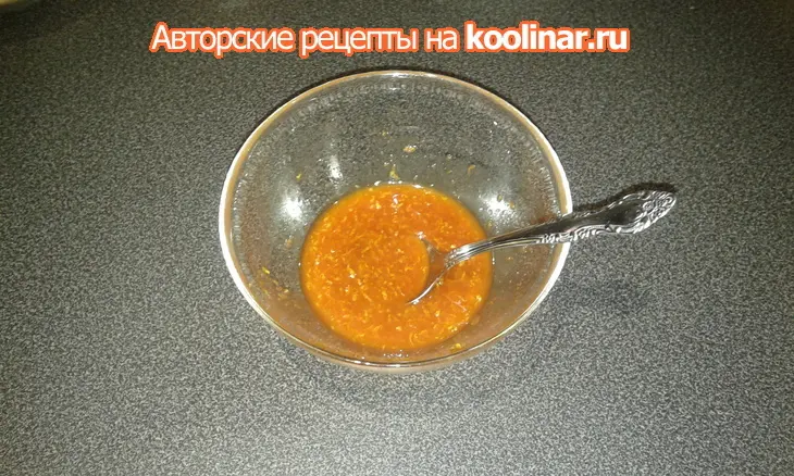 Необычный теплый салат из свинины с виноградом: шаг 5