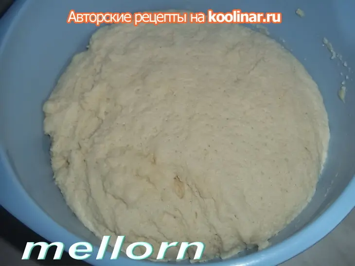Лепешки из манки с брынзой: шаг 2