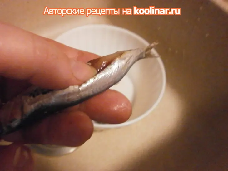 Торт-гратэн из анчоусов: шаг 2