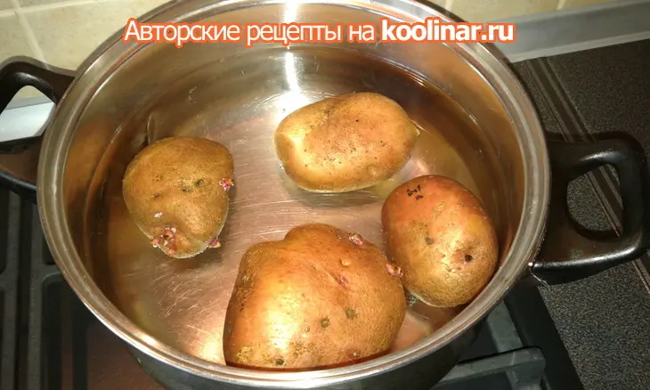 Запеканка с сардельками и колбасой: шаг 2