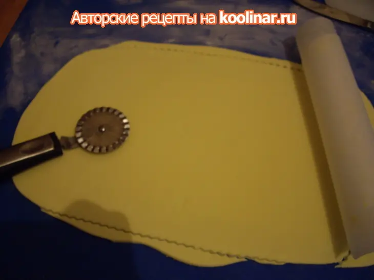 Торт "губка боб квадратные штаны": шаг 18