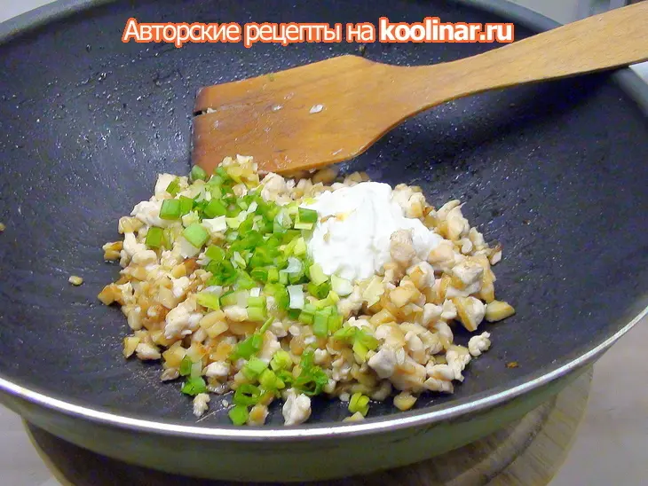 Грибы фаршированные, фуршетные, с карпаччо из куриной грудки.: шаг 4