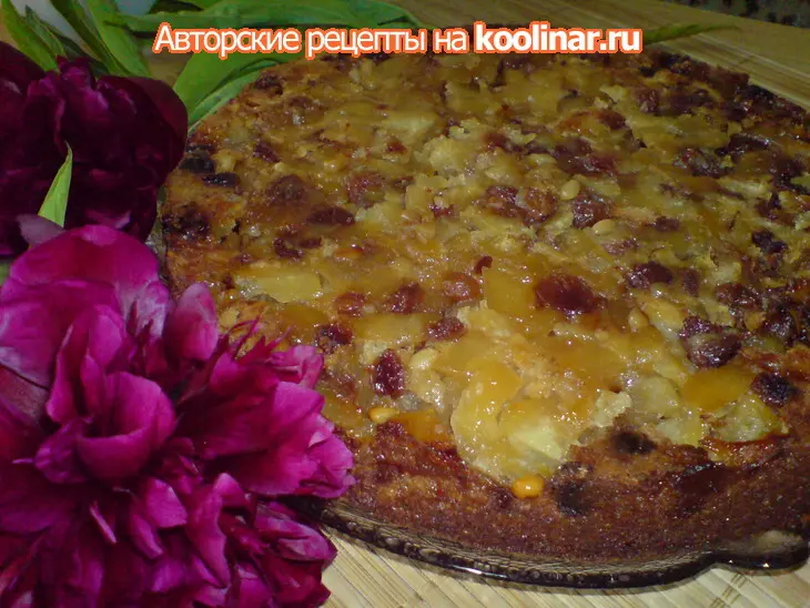 Яблочно-изюмовый пирог-перевёртыш: шаг 9