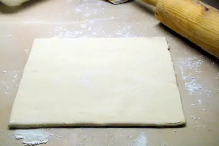 «ушки» слоёные, с миндалём. быстрая выпечка к чаю.: шаг 1