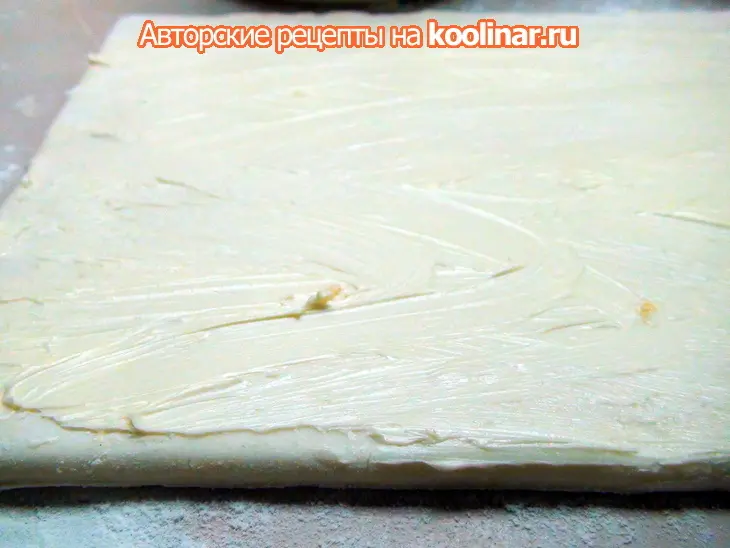 «ушки» слоёные, с миндалём. быстрая выпечка к чаю.: шаг 3