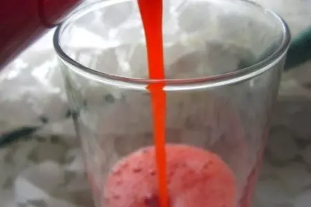 Клубничный квас: шаг 3