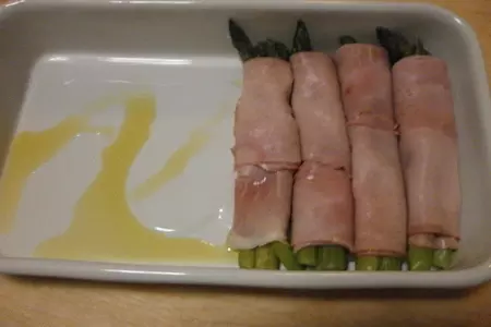 Спаржа, запечённая в духовке, с сыром и ветчиной: шаг 5