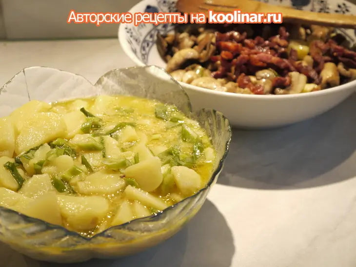 Сытный картофельный салат с шампиньонами и зеленым луком: шаг 3