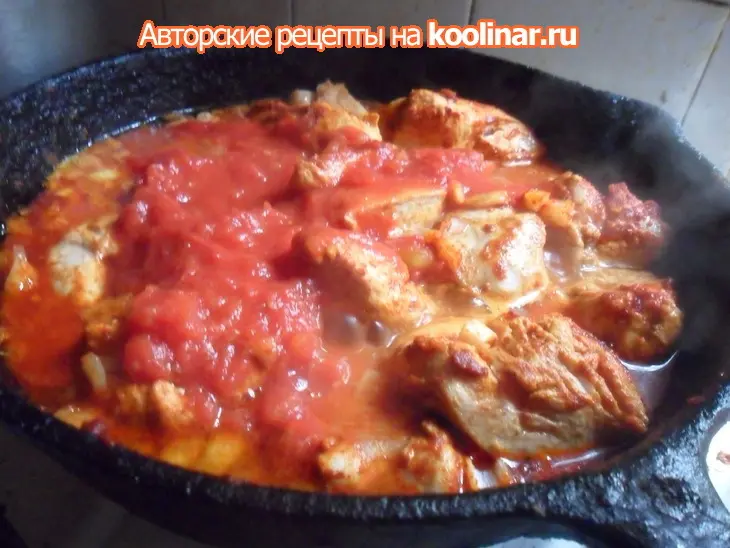 Грудка в соусе из сметаны, томатов и паприки: шаг 6