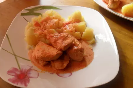 Грудка в соусе из сметаны, томатов и паприки: шаг 8