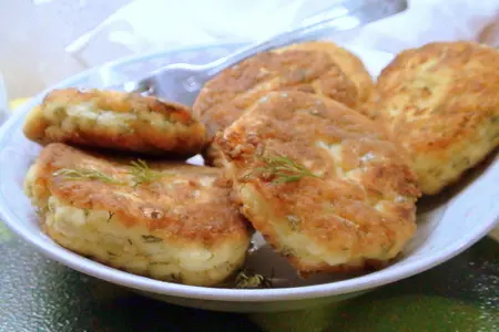 Сочные рыбные котлеты с йогуртом и геркулесом.: шаг 6