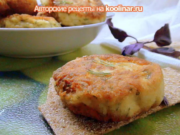 Сочные рыбные котлеты с йогуртом и геркулесом.: шаг 7