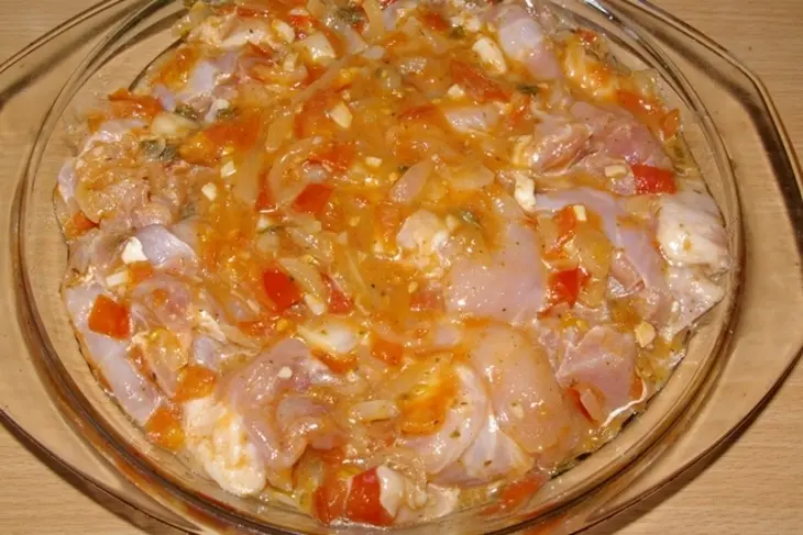 Курочка с мятой и помидорами: шаг 4