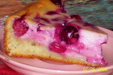 Творожно-йогуртовый пирог с вишней: шаг 8