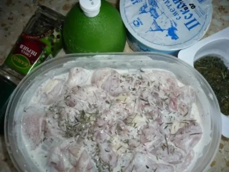 Шашлык из куриной грудки на решетке с карамелизованными яблоками: шаг 1
