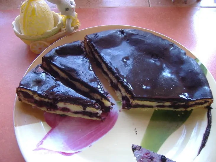 Пирог с ежевикой и черникой: шаг 1