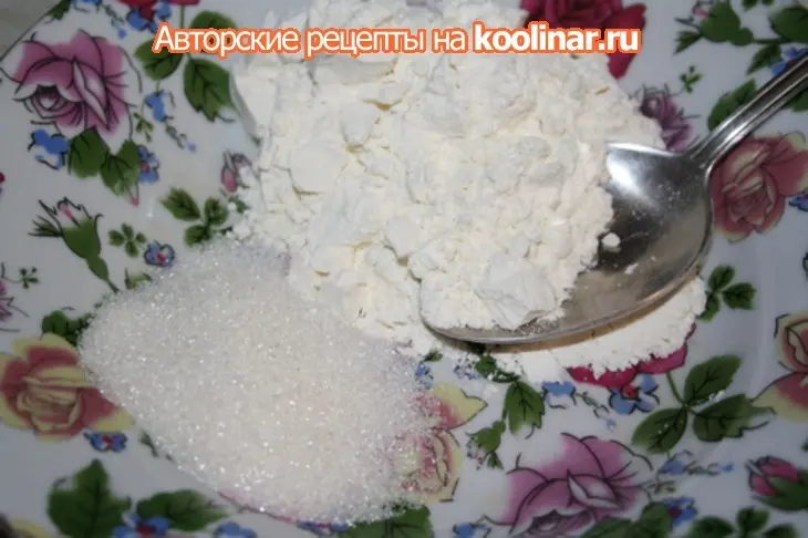 Карамелизированная куриная печень с яблоками и красной смородиной.: шаг 3