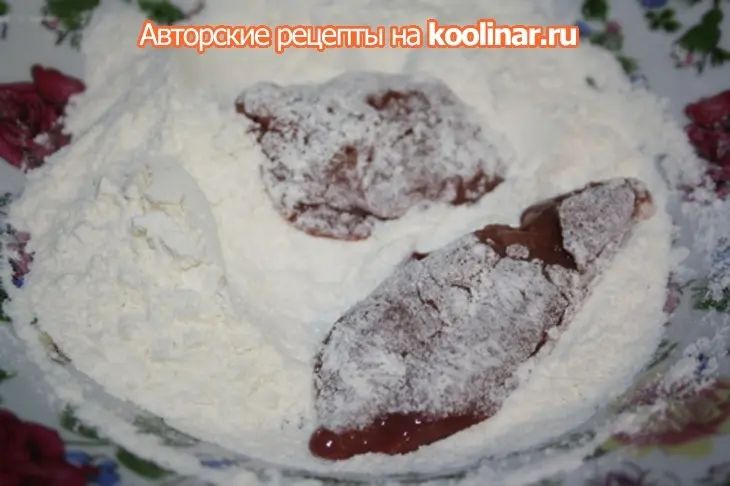 Карамелизированная куриная печень с яблоками и красной смородиной.: шаг 4