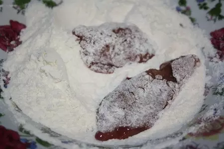 Карамелизированная куриная печень с яблоками и красной смородиной.: шаг 4
