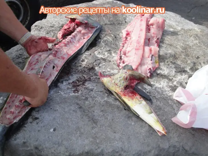 Жареная рыба с горчично - чесночным соусом: шаг 1