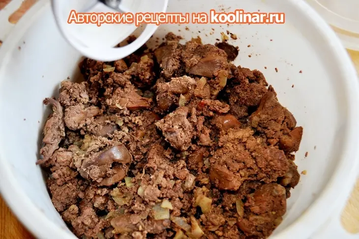 Пате из куриной печени с гранатовым желе (дуэль): шаг 4