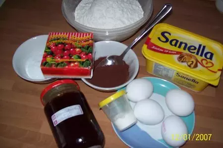 Разноцветный пирог с начинкой.: шаг 1