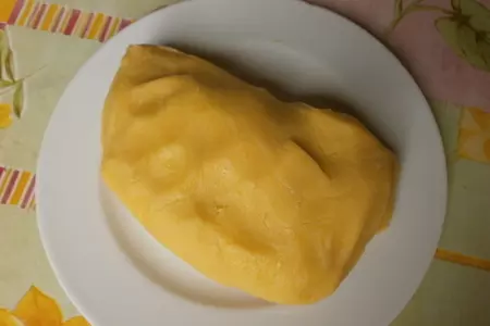 Тарт с кремом - забайон, клубникой и киви: шаг 2