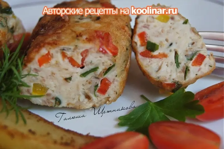 Куриные котлеты с болгарским перцем и зеленью: шаг 1