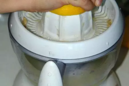 Окрошка на лимонном соке: шаг 11