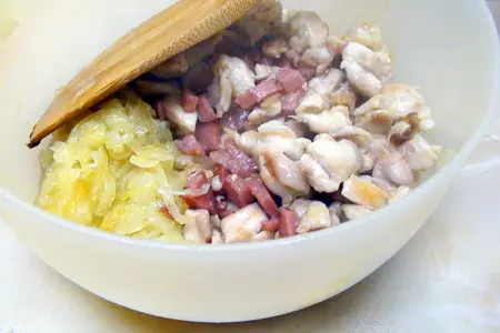 Пирог с курицей на слоёном тесте, со словами благодарности хорошему человеку.: шаг 3