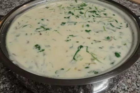 Крем суп с мясом королевского краба,придворными гребешками и грибами пиоппини: шаг 7