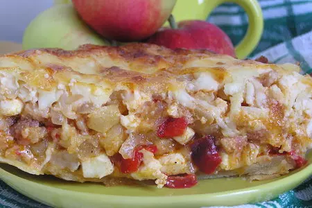 Киш с беконом, кабачком и яблоками.: шаг 6