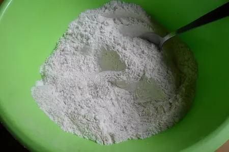 Хлебные булочки с  цельнозерновой мукой: шаг 1