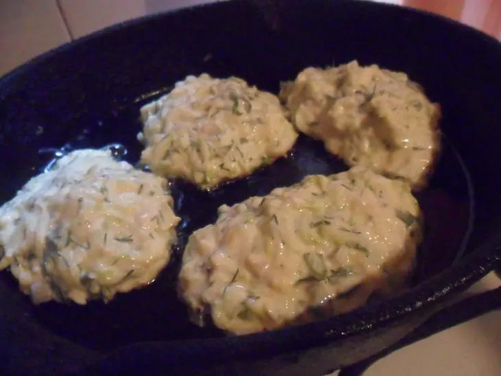 Латкес из цукини с козьим сыром: шаг 4