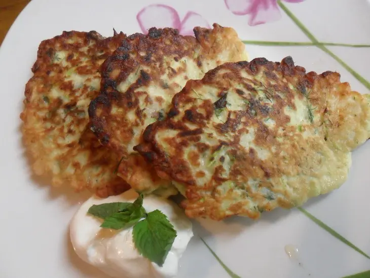 Латкес из цукини с козьим сыром: шаг 6