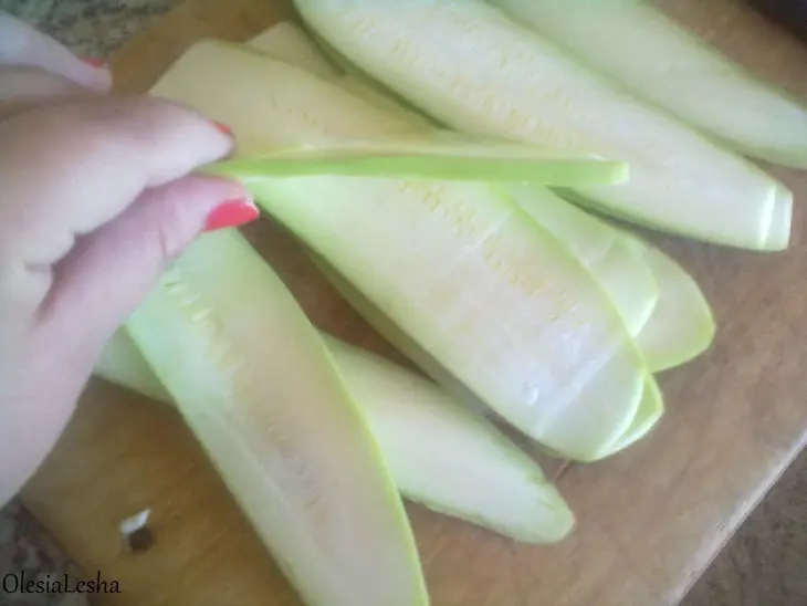 Кабачковые рулетики))): шаг 2