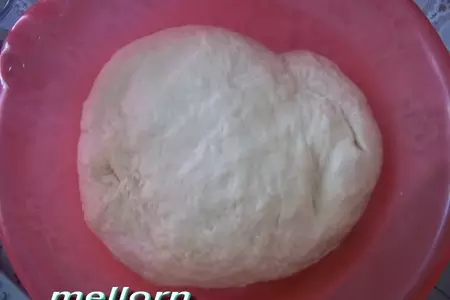 Пончики медовые на сметане: шаг 3